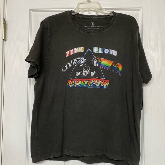 Junk Food Pink Floyd Band Tee Rainbow Distressed Dark Gray T-shirt Sz Med Lg NWT - Picture 1 of 4